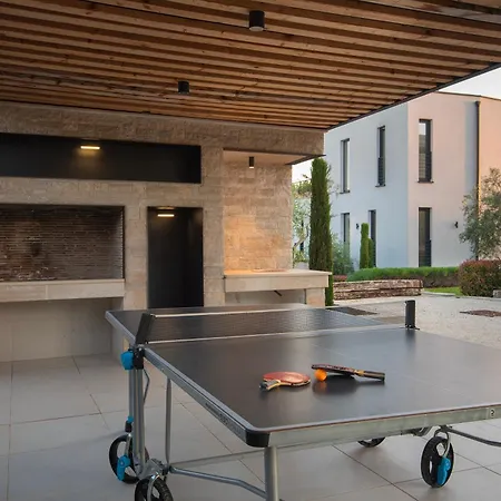 Maria Luisa With Padel Court Vila