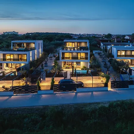 וילה Maria Luisa פולה