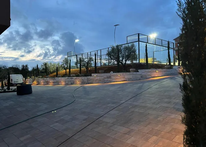 Вилла Maria Luisa With Padel Court Пула